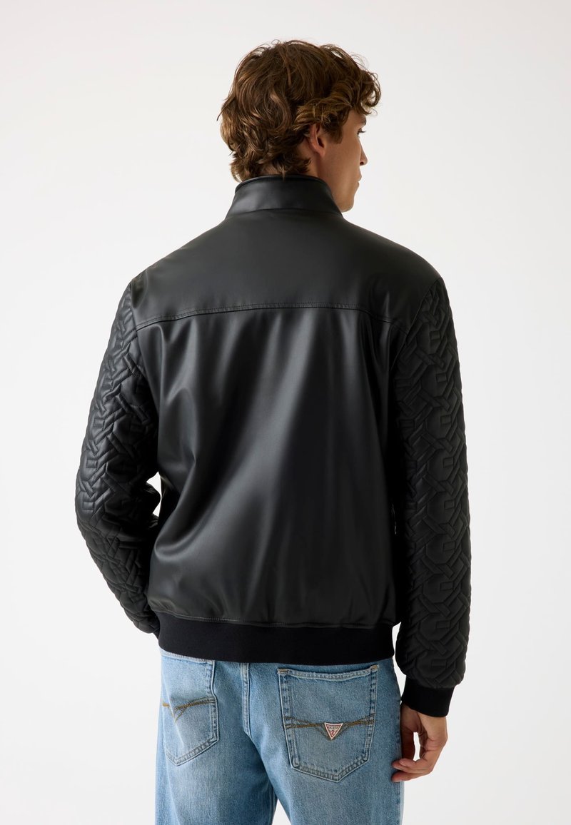 Armani ARMANI EXCHANGE Giubbotto in Ecopelle con Cappuccio uomo