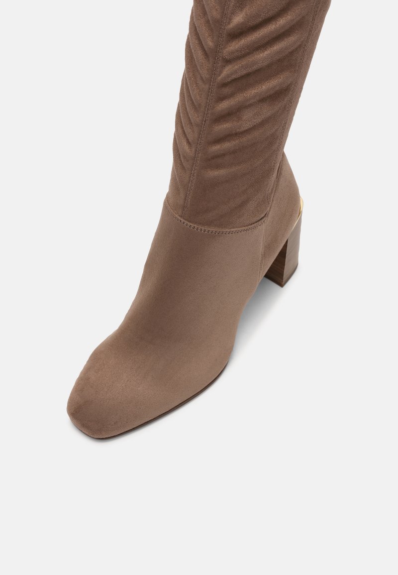 Damen Sneaker | Tamaris Overknees antelope/taupe - UZ93266 Damen Sneaker | Tamaris Overknees antelope/taupe - UZ93266