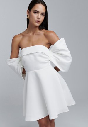 BWLDR CADY - Juhlamekko - white