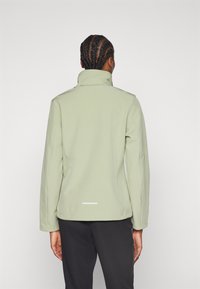 Icepeak BRENHAM - Giacca softshell - asparagus