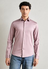 Lindbergh PLAIN - Button down-skjorte - lavender