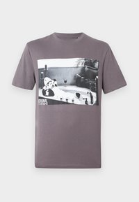 Δεν επιλέχθηκε, dark purple