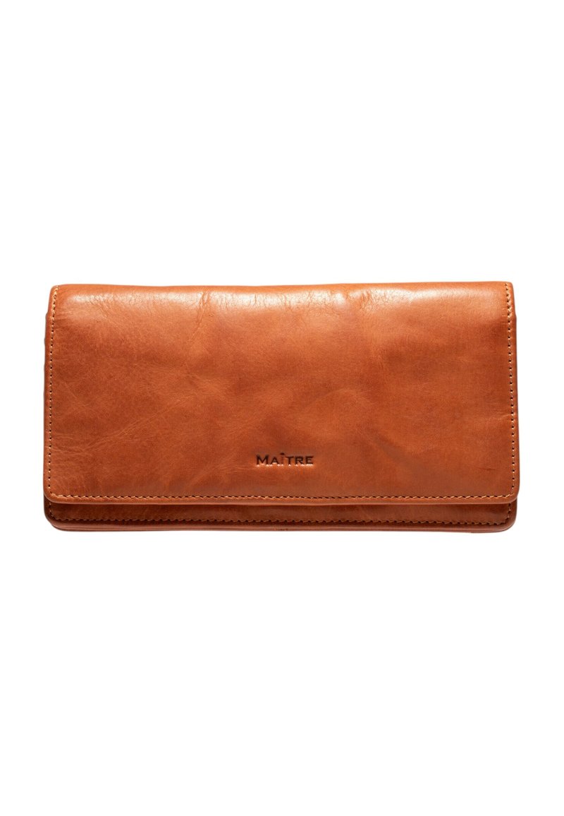 Portafoglio in pelle marrone con una texture liscia, forma rettangolare e bordi cuciti. Presenta un logo impressa sul fronte.