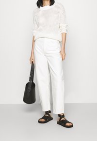 RIANI Stickad tröja - off-white