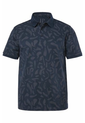 Marineblaues Poloshirt mit kurzen Ärmeln, abstraktem dunkelblauem Muster und Drei-Knopf-Leiste.