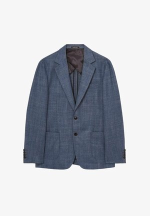 Donkerblauwe blazer gemaakt van gestructureerde stof, met een twee knoopsluiting, gelapte revers en twee voorzakken met een gladde binnenvoering.