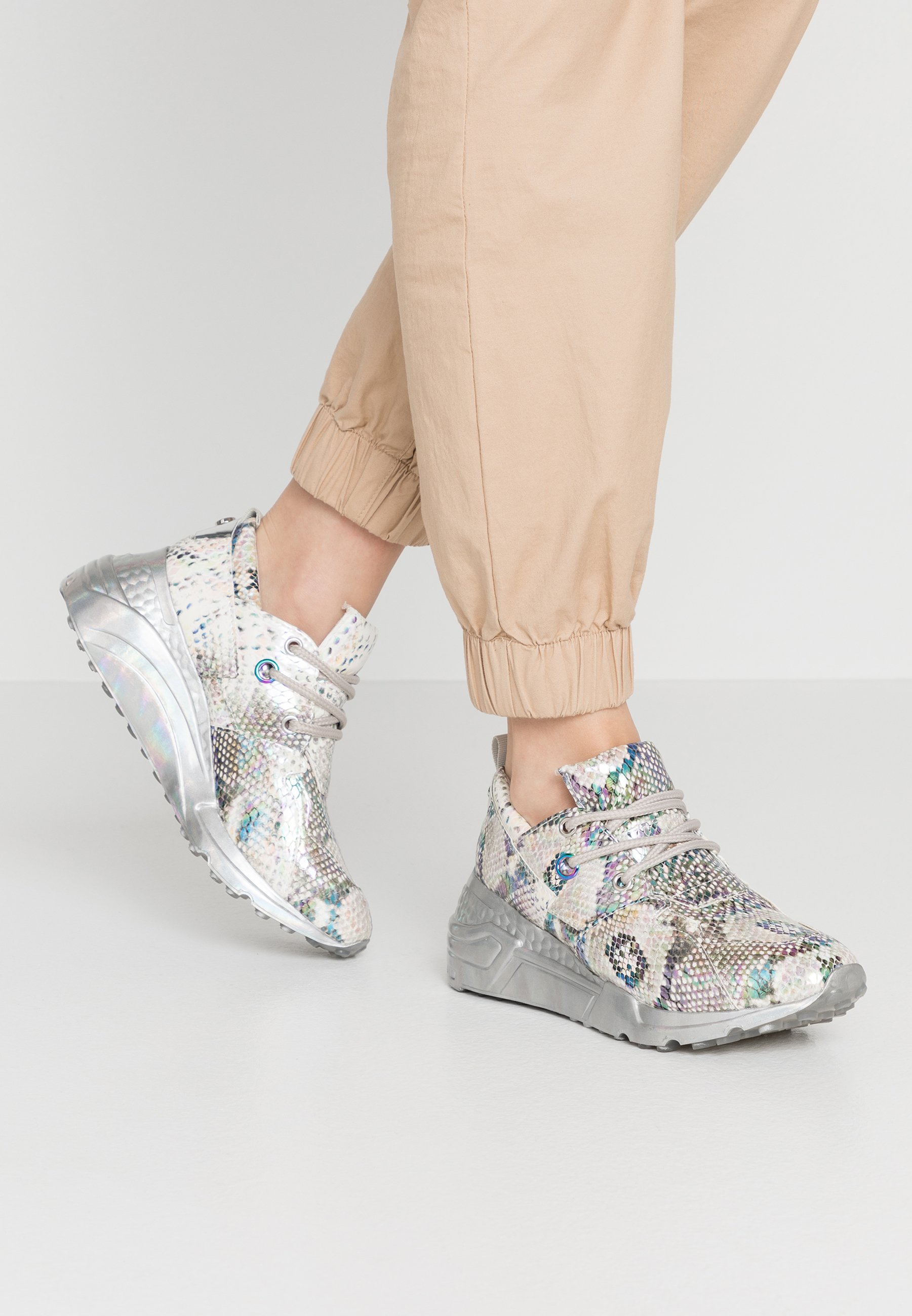 steve madden cliff silver