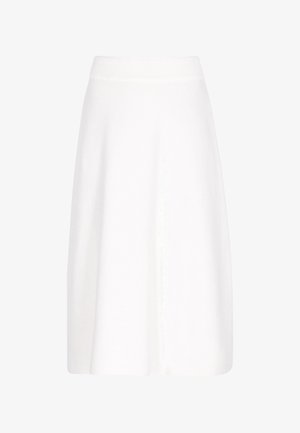Bjela A-linija suknja od mekog materijala, s glatkom teksturom, širokim pojasom i lepršavim siluetom koja se nježno širi s bokova.