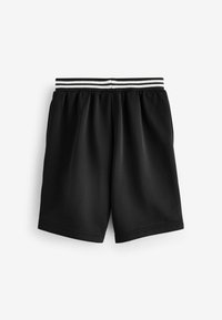 Sorte atletiske shorts lavet af et glat stof, med en dobbeltrandet elastisk talje i hvid. Casual, afslappet pasform. Ingen lommer.