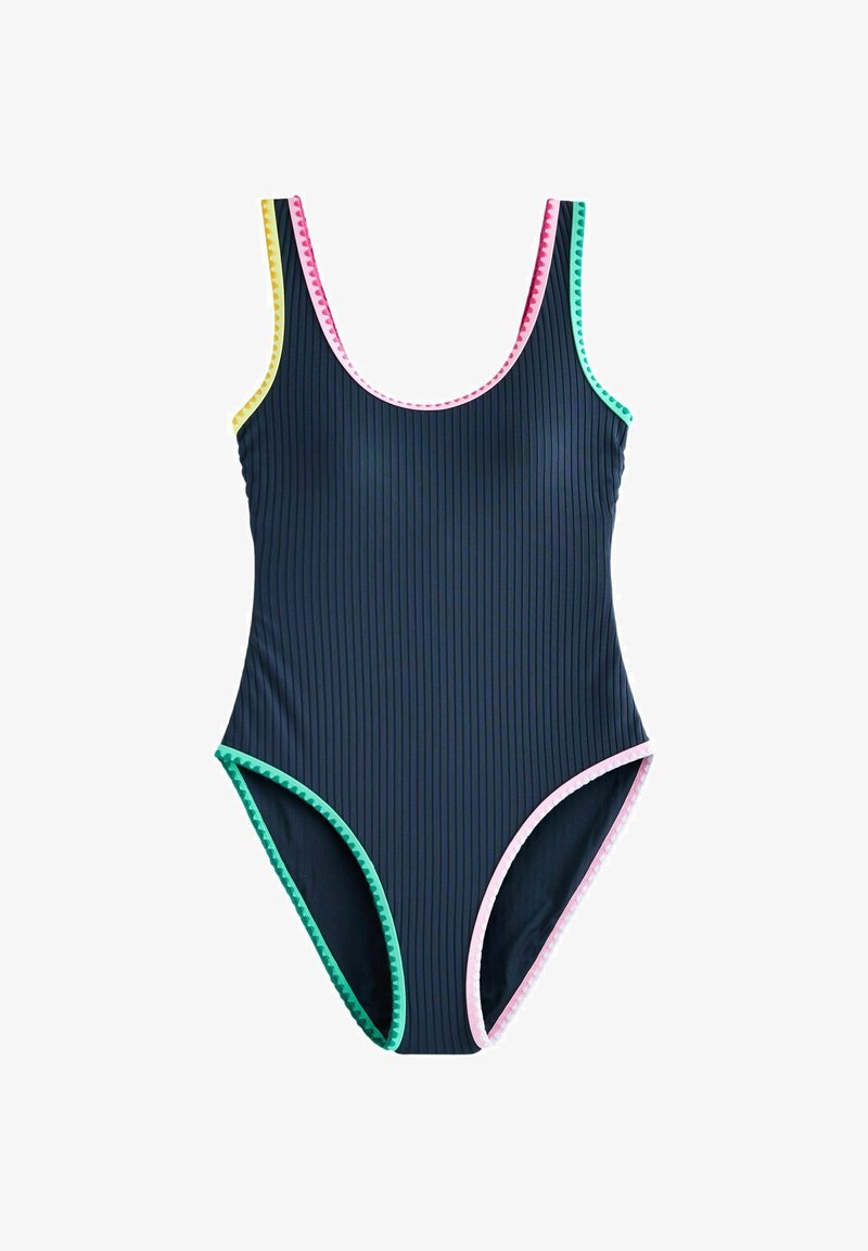 Maillot de bain une pièce côtelé bleu marine avec encolure dégagée, bordé de bords festonnés rose, vert et jaune le long des bretelles et des ouvertures des jambes.