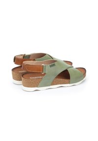 Pikolinos MAHON - Sandalias de cuña - green