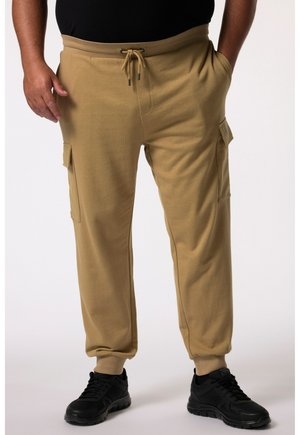 Men Plus MEN PLUS - Reisitaskuhousut - sandstone