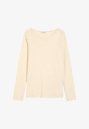 Beżowa koszulka z długim rękawem i okrągłym dekoltem, o subtelnej teksturze, zaprojektowana z myślą o codziennym noszeniu.