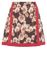 Jupe à motif floral dans une teinte sombre avec des accents roses. Dotée de boutons dorés et d'un design structuré, fabriquée en tissu texturé.