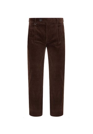 Brązowe spodnie sztruksowe o prostym kroju, z zapięciem na guzik i hak, przednimi zakładkami oraz fakturowanym prążkowanym materiałem.