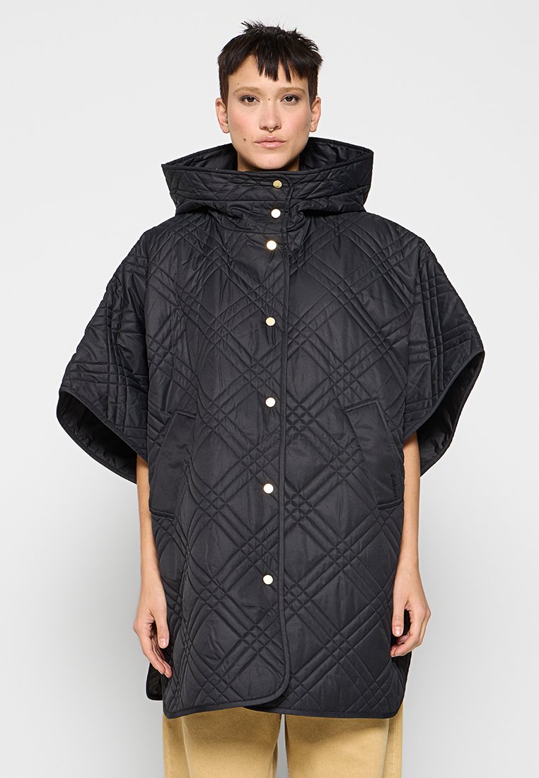 Barbour Cape black