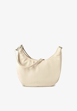 Schultertasche aus cremefarbenem Leder mit geschwungener Form, verstellbarem Riemen und silbernen Metallring-Befestigungen.