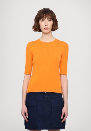 CREW NECK HALF SLEEVE - Strickpullover - pumpkin orange