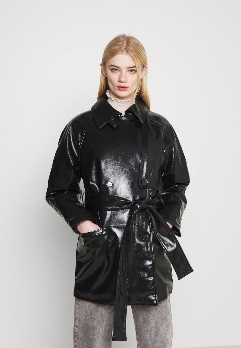 Weekday JANIS SHORT JACKET - Casaco curto - black