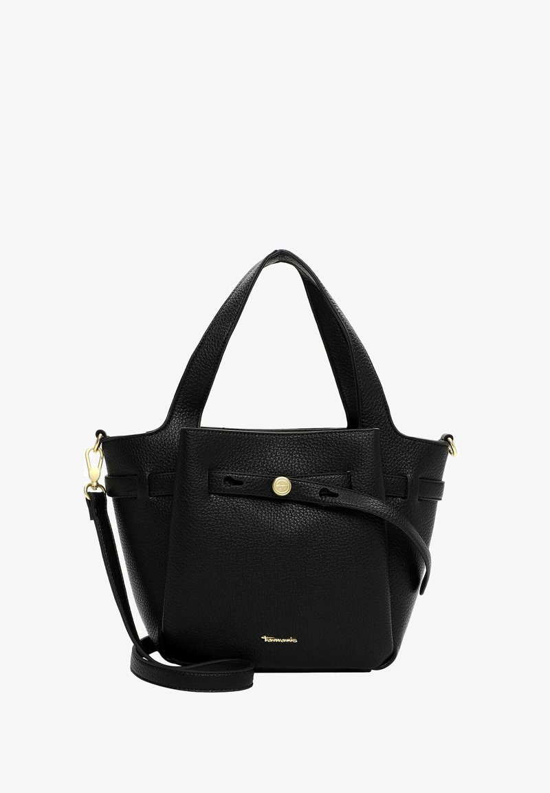 Černá kožená taška typu tote s texturovaným povrchem, dvojitými uchy, odnímatelným ramenním popruhem, zlatým kováním a předním zapínáním na knoflík.