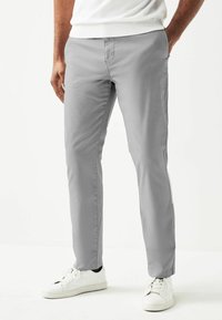 Next - PREMIUM STRETCH  - Chino kalhoty - light grey Miniatura obrázku 1