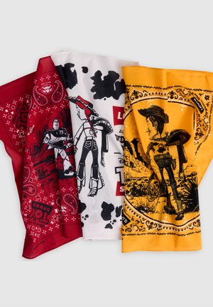 Tre bandane: rossa con Buzz Lightyear, bianca con Woody e stampa a macchie di mucca, gialla con Woody e un bordo decorativo. Tessuto in cotone.