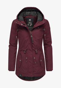 Unausgewählt, wine red