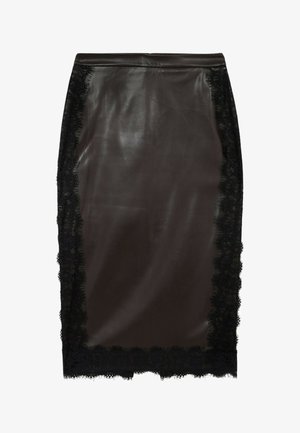 Czarna skórzana ołówkowa spódnica z czarną koronkową lamówką po bokach, charakteryzująca się gładką fakturą i dopasowanym krojem.