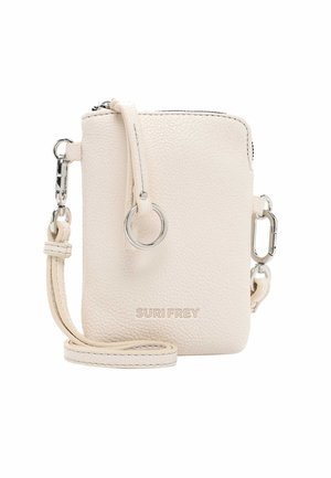 Petit sac bandoulière en cuir beige clair texturé avec des ferrures argentées et une bandoulière amovible, embossé avec le logo "SURI FREY".