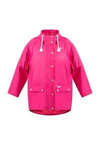 Veste de pluie rose vif avec boutons sur le devant, deux poches à rabat et cordons blancs avec pompons au col.