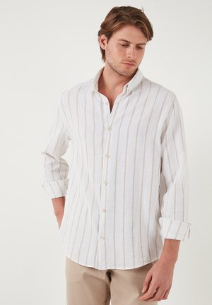 Shirt - white stone