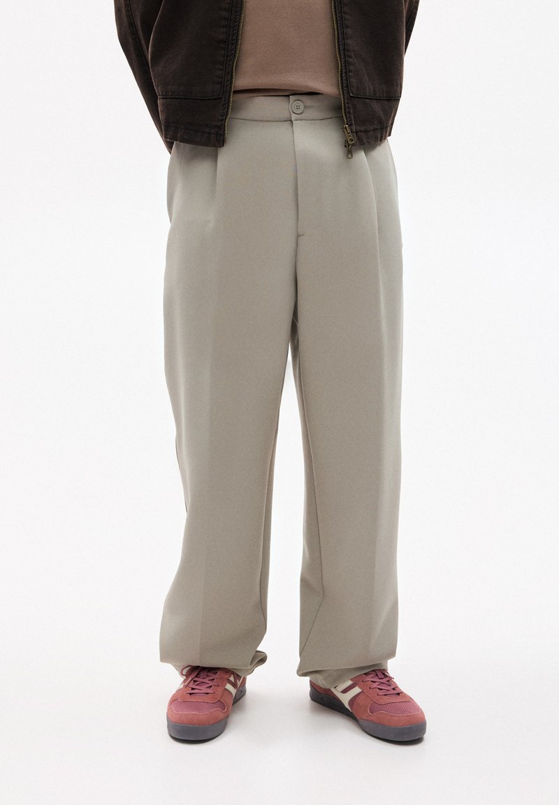 PULL&BEAR DARTED - Trousers - taupe