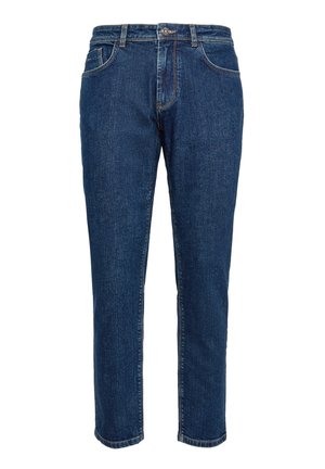 Vaqueros de mezclilla en azul oscuro, con un diseño de pierna recta, estilo de cinco bolsillos, lazos para cinturón y costuras en contraste a lo largo de las costuras.