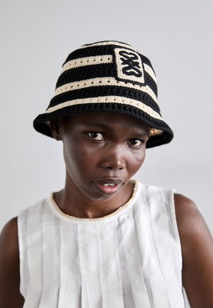 sandro CHAPEAU BOB RAYE ET PATCH - Kalap - ecru/noir