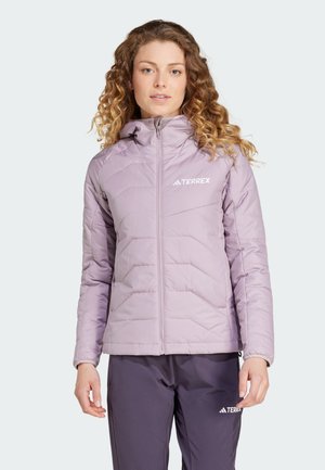 Lichtpaarse geïsoleerde jas met een rits aan de voorkant, capuchon en diagonaal gewatteerd patroon. Beschikt over het "Terrex"-logo op de borst.