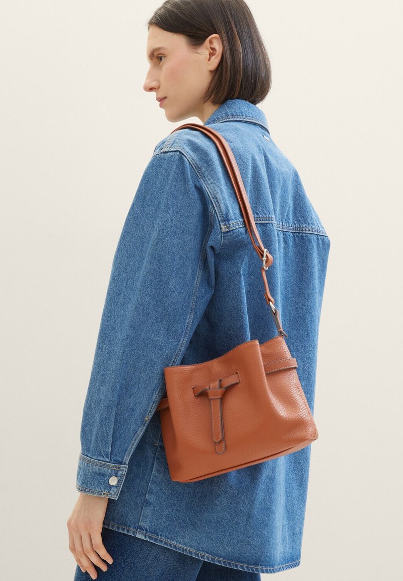 Sac à Épaule Bandoulière TOM TAILOR Sada Cross Bag Taille M Noir - Neuf Avec étiquettes