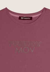 Freddy REGULAR  - T-shirt con stampa - hawthorn rose