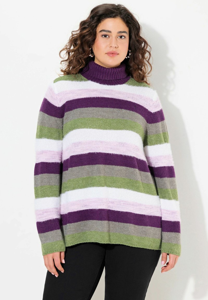 Gestreifter Strickpullover mit hohem Rollkragen in den Farben lila, grün, rosa und weiß. Weiche Textur, lockere Passform und lange Ärmel.