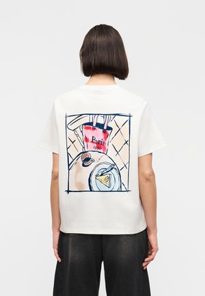 VMVERA - T-shirt z nadrukiem