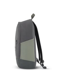 Rucsac cu un corp gri și un accent verde deschis, realizat dintr-un material durabil. Include bretele negre reglabile și un buzunar cu fermoar pe lateral.