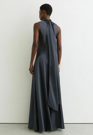 Reiss, Oblečenie na špeciálnu príležitosť - grey