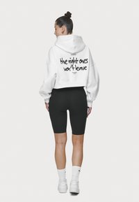 Pegador ALEJA LOGO CROPPED JACKET - Sweater met rits - white