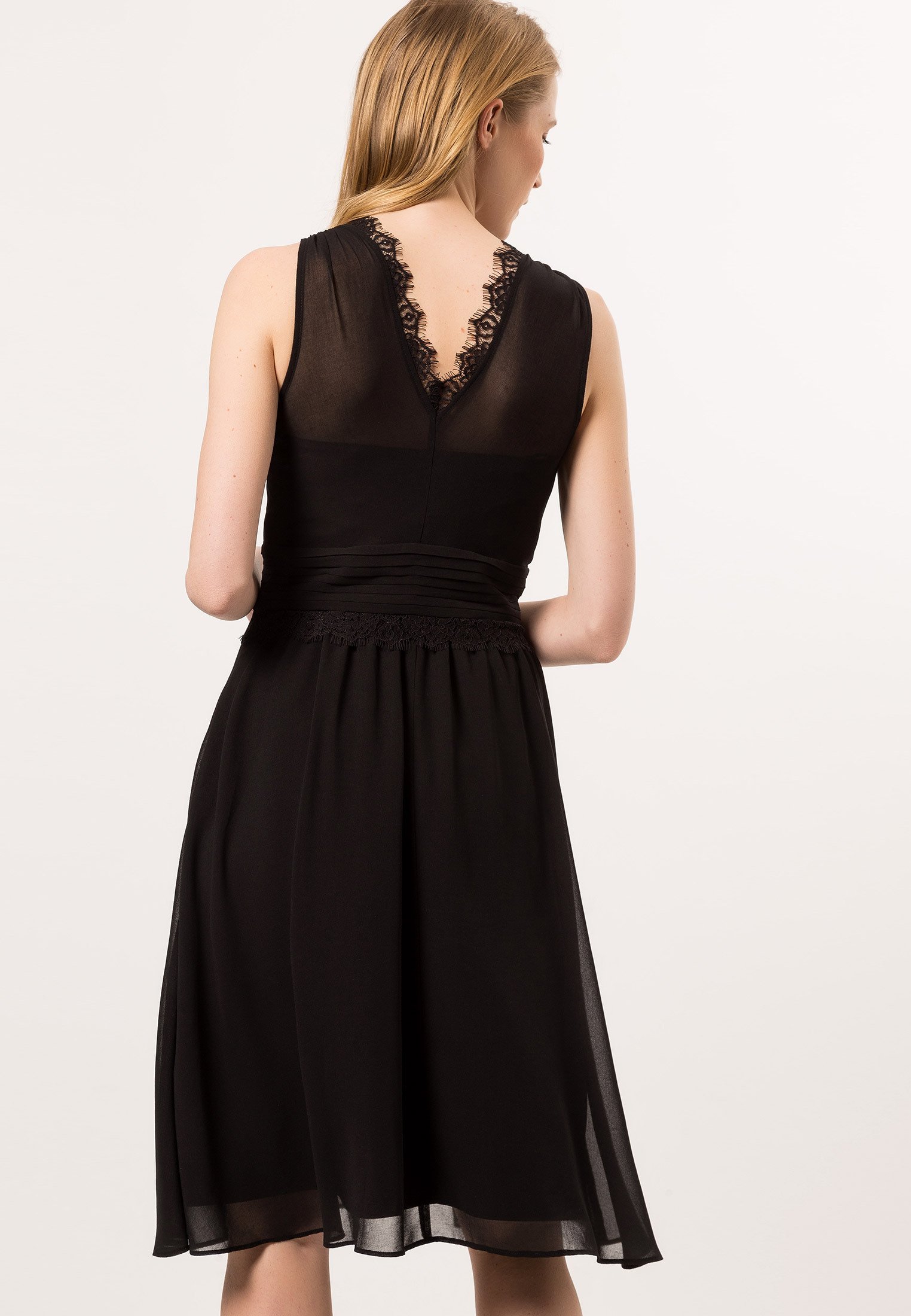 Zero Mit Spitze Cocktailkleid Festliches Kleid Black Schwarz Zalando De 