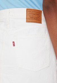 Levi's® Falda acampanada - white