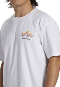 Billabong Printtipaita - wht