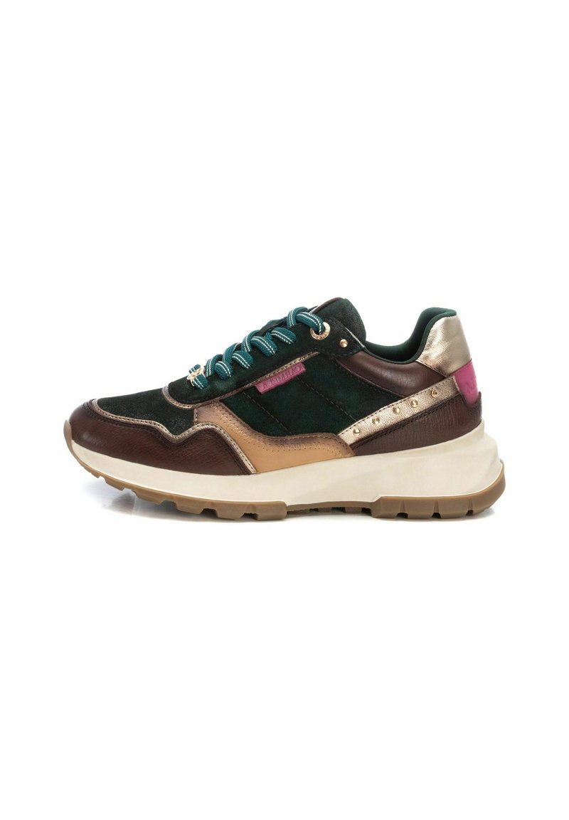 Carmela Zapatillas - kakhi
