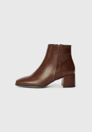 Bottines - brown