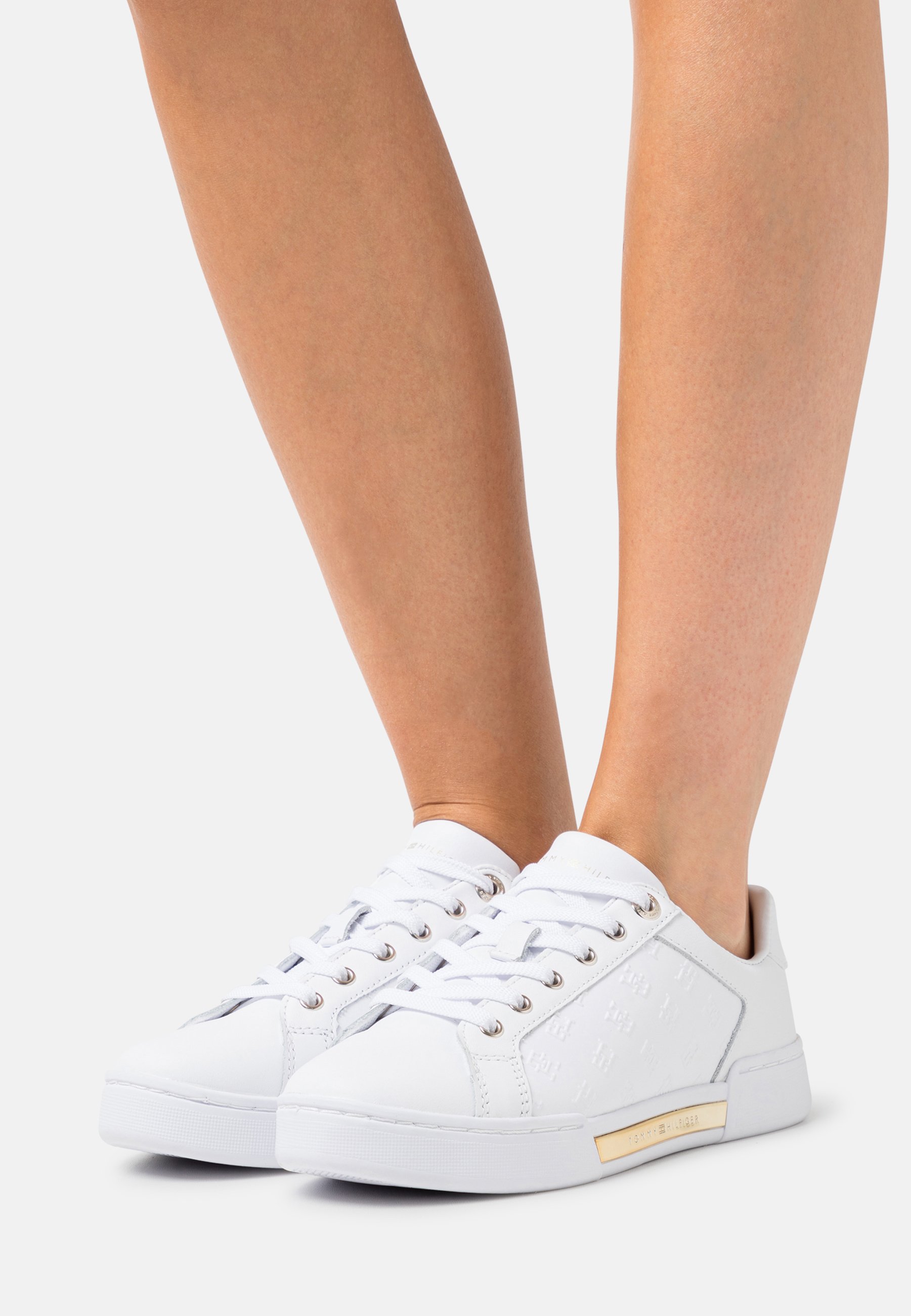 tommy hilfiger embossed shoe