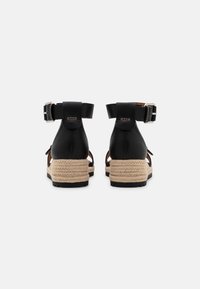 s.Oliver Espadrilles - black