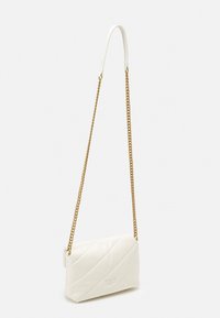 Pinko LOVE BABY PUFF - Mala a tiracolo - white/gold-coloured